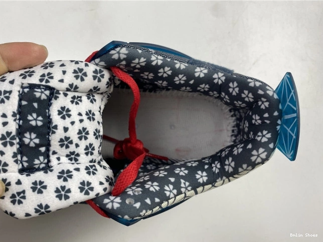 Bmlin CW0898-400 Jordan Sashiko Air SE Retro 4 0807